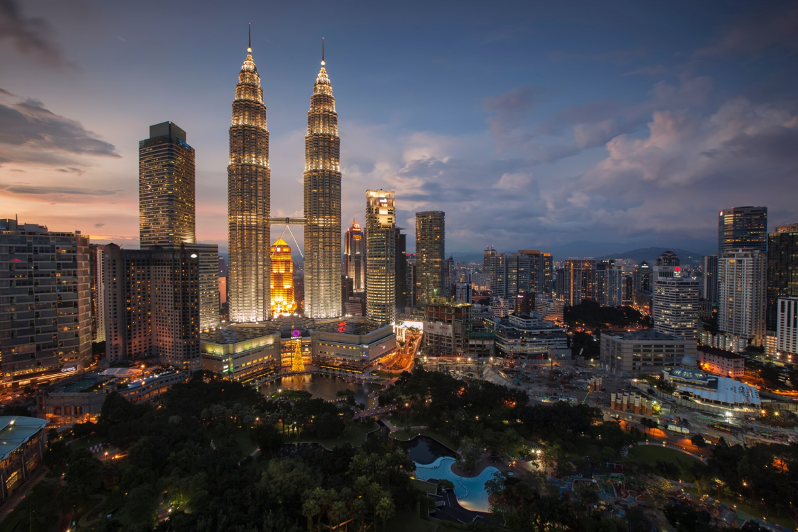 Cityscape image of Kuala Lumpur, Malaysia during sunset